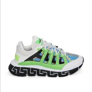 VERSACE BNIB WOMENS 37 TRIGRECA SNEAKERS